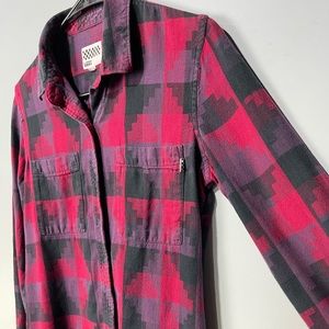 Vans Colorblock Style Women’s-Button Down Flannel Shirt- Size Medium Red/Black